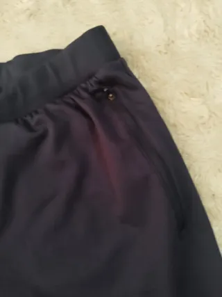 Pantalón chándal azul con cremallera