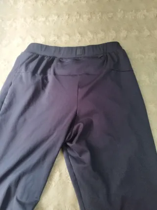 Pantalón chándal azul con cremallera