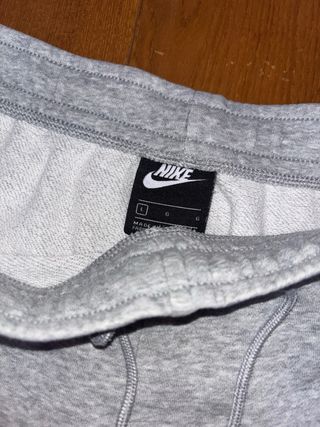 Pantalón Chandal Nike Gris