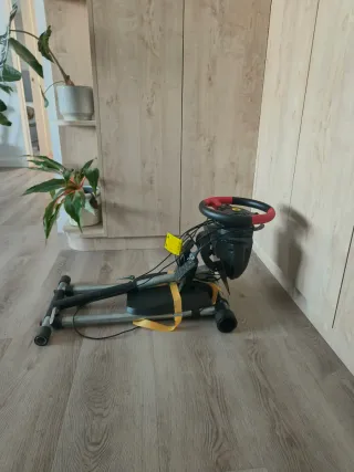 Volante Thrustmaster T150 Edicion Ferrari PS4/PS5