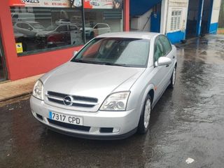 Opel Vectra 2003 2.2 DTI