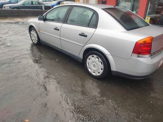 Opel Vectra 2003 2.2 DTI