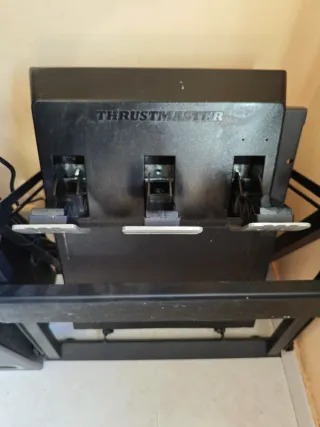 Volante Thrustmaster T300 GT Edition