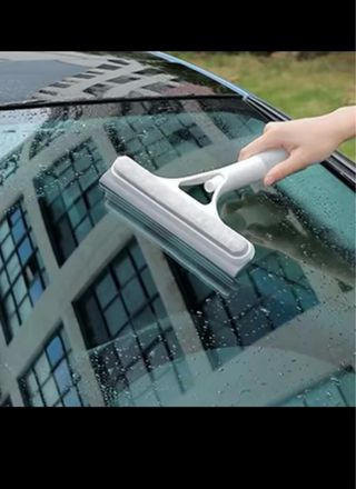 Spazzola pulisci vetri con spruzzino