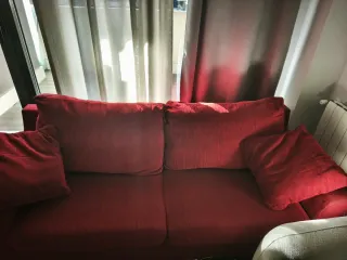 Sofá de 2 plazas rojo