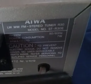 AIWA R30 Sintonizador FM/MW/LW Estéreo Digital