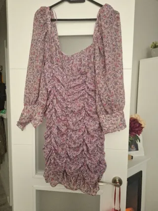 Vestido floral rosa y morado