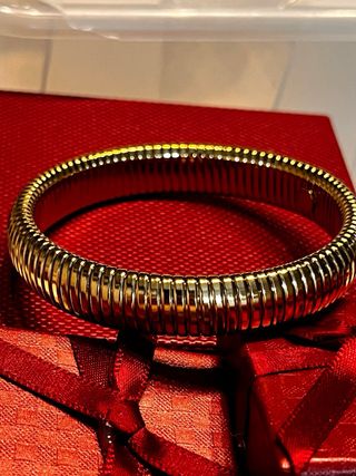 Pulsera Dorada Flexible Estilo Serpiente