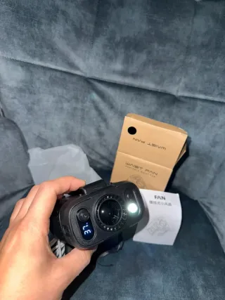 Powerbank con luce e ventilatore