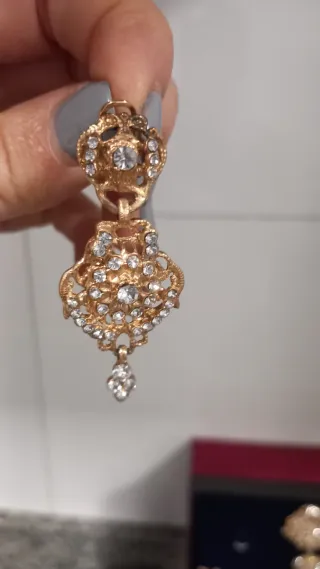 Aderezo fallero oro con pedrería