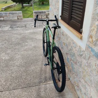 Bicicleta Gravel Cube Nuroad C: 62 SLX