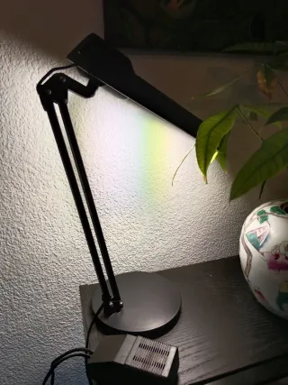 Lámpara de escritorio Luxo Tv100 , negra vintage