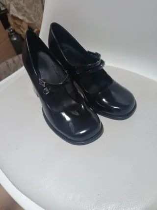 Zapatos Mary Jane Bershka Talla 40 Negros