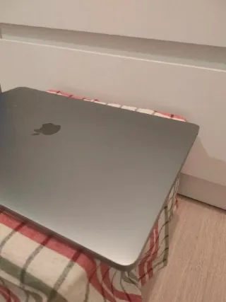 MacBook Pro 15" 2018 i9/32GB RAM/1TB SSD
