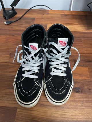 Vans Sk8-Hi Negras Talla 38 con caja original