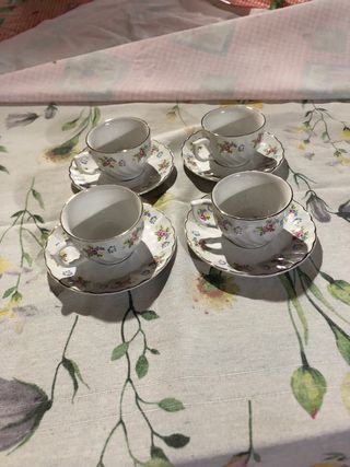 Set 4 Tazzine da Caffè in Porcellana