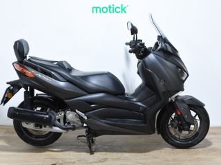 YAMAHA XMAX 125