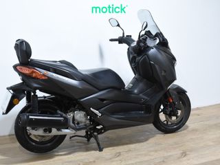 YAMAHA XMAX 125