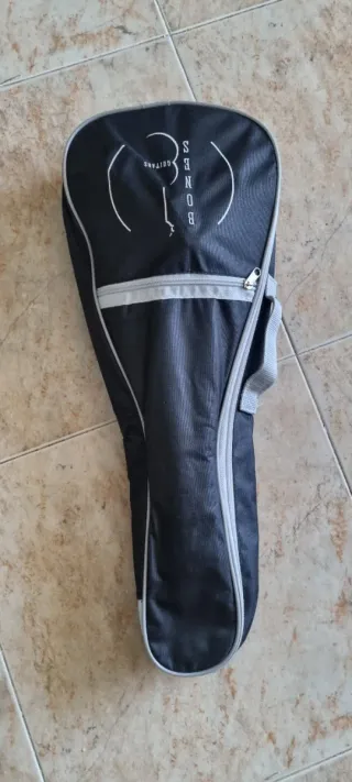 Ukelele SOPRANO Bones Guitars