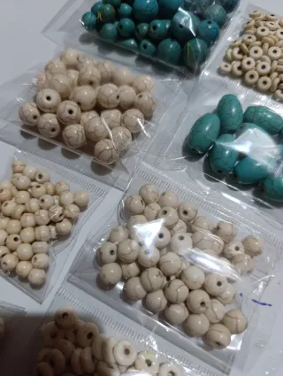 Lote abalorios piedras naturales