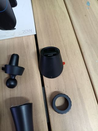 XIAOMI Mi Car Soporte Smartphone para Coche con Cargador Inalámbrico 20W