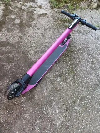 Bicicleta infantil azul y rosa
