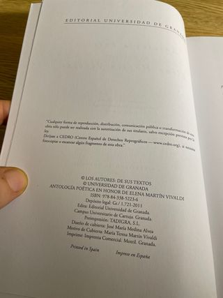 Antología poética en honor de Elena Martín Vivaldi
