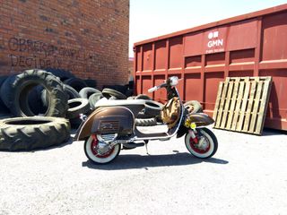 Vespa PX200 Iris Sprint Marrón