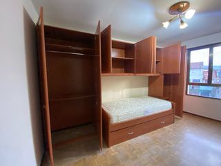 Mueble dormitorio completo con cama