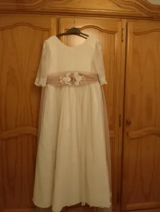 Traje de comunión niña blanco y rosa