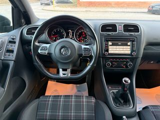 Volkswagen Golf VI GTI 210cv 2011