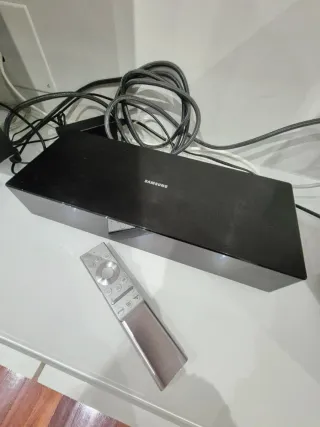 Venta de tv Samsung QLED 55 pulg y barra de sonido