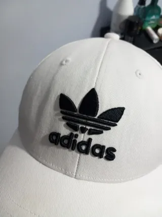 Gorra Adidas Blanca