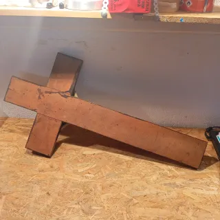 Crucifijo con figura de Cristo