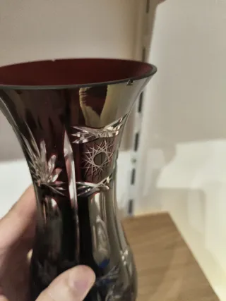 Jarrón Cristal Bohemia Rojo Tallado