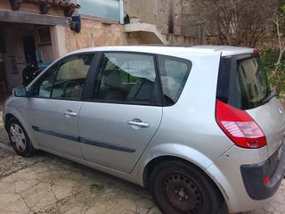 Megane 2500 €, 105 mil kms