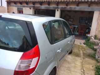 Megane 2500 €, 105 mil kms