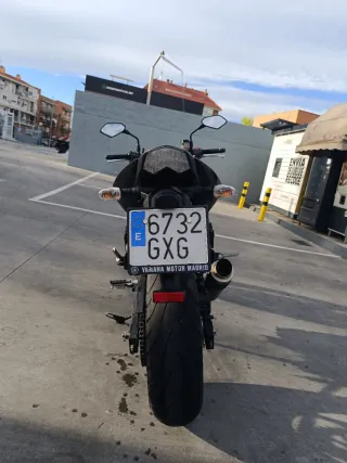 Kawasaki Z750 Negra 2010 (106 CV)