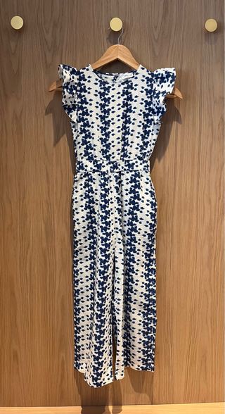 Precioso Mono blanco y azul talla 9. Marca Mango.