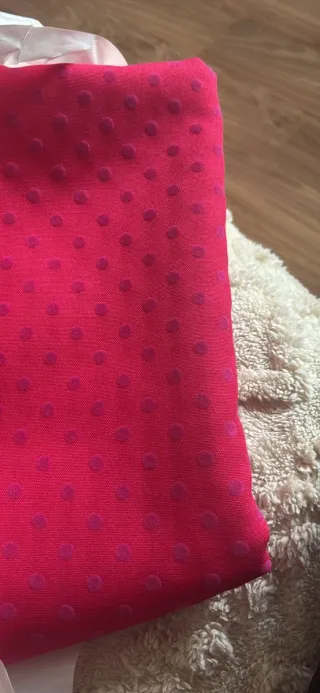 Tela flamenca con lunares