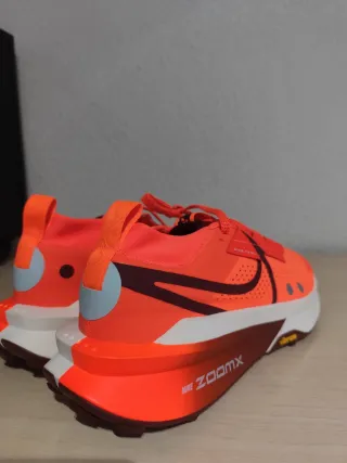 Nike Zegama Trail 2 Talla 46 Naranja
