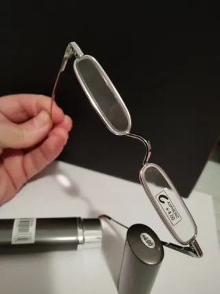 Gafas de lectura +4.00 nuevas sin estrenar