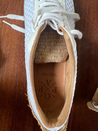 Zapatillas Popa Beige y Blancas