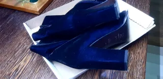 Stivaletti eleganti blu cobalto n. 37 1/2