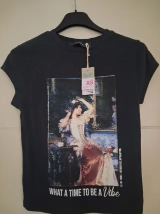 Camiseta Negra Estampada Vibe Talla XS