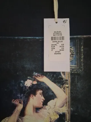 Camiseta Negra Estampada Vibe Talla XS