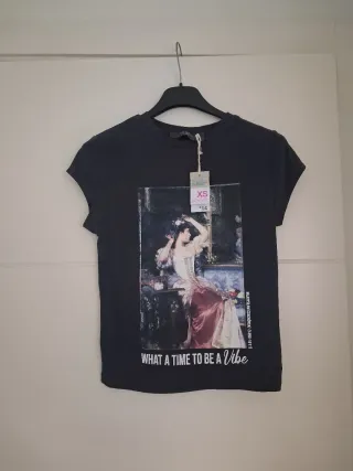 Camiseta Negra Estampada Vibe Talla XS