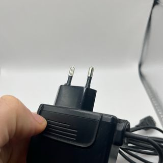 Nintendo Game Boy Advance SP + Caricabatterie