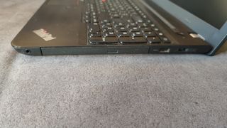 Lenovo ThinkPad E560 i5 8GB 15,6 Portátil