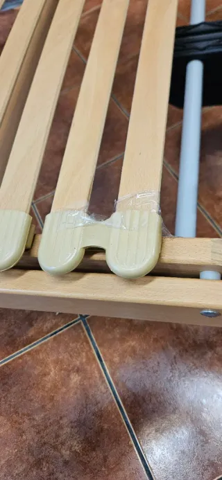 Cama articulada de madera y metal Oferta por 2